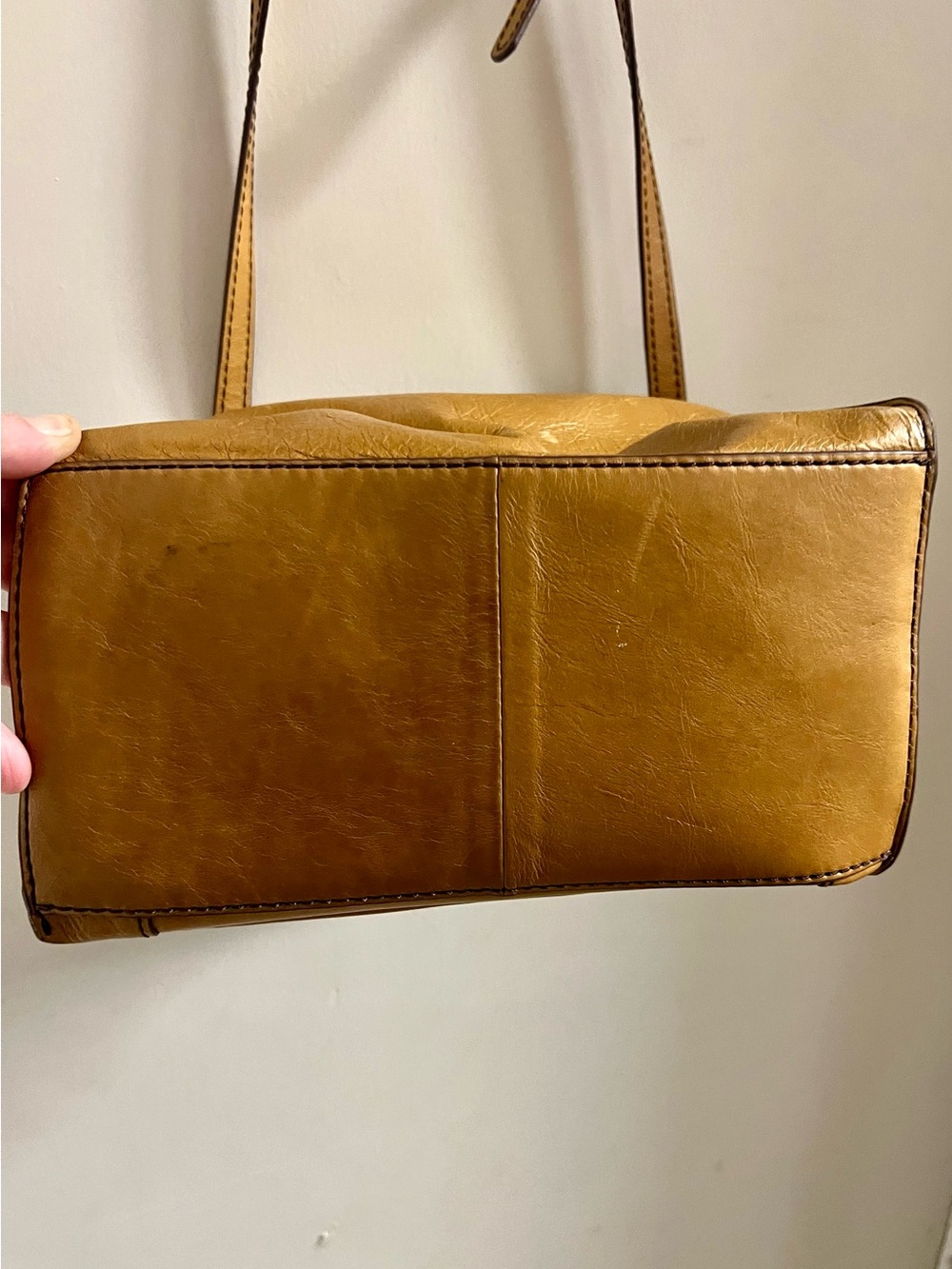 Classic Vintage HOBO Leather Crossbody Bag – Mustard Brown - Picture 3 of 3